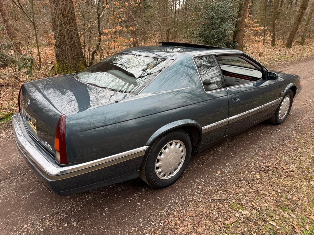 Cadillac Eldorado 4.6 Touring Coupe  APK mei 2028, Auto's, Cadillac, 4565 cc, 8 cilinders, Stoelverwarming, Particulier