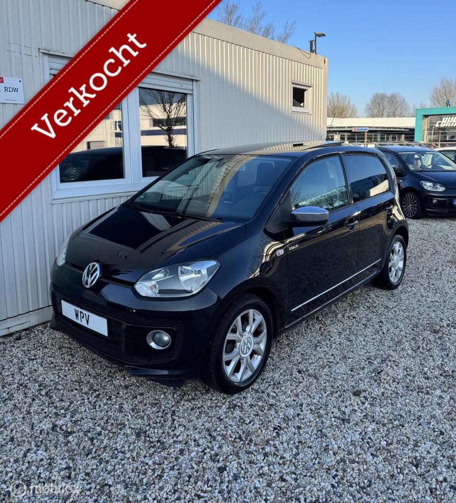 Volkswagen Up! 1.0 Black UP Panoramadak Airco Navi Cruise, Auto's, Volkswagen, Voorwielaandrijving, Gebruikt, Up!, 840 kg