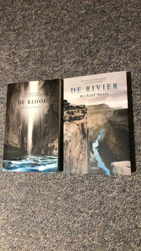2 boeken Michael Neale, Boeken, Ophalen, Zo goed als nieuw