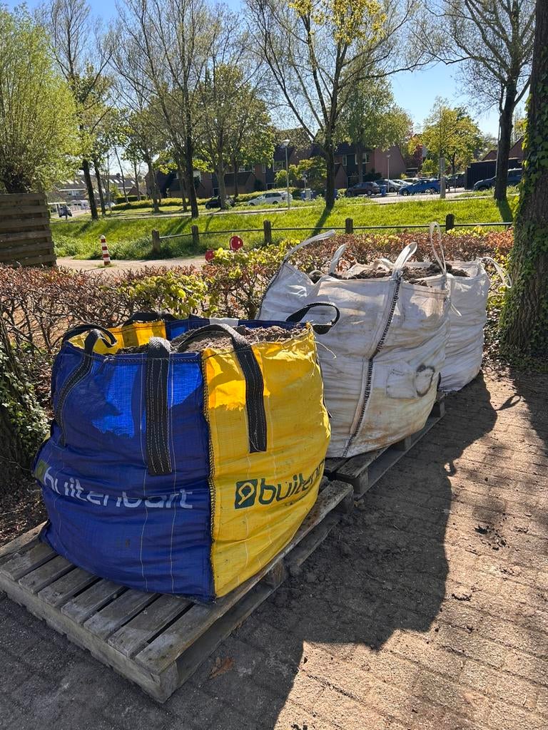 GROND/AARDE GRATIS!, Ophalen, Tuinaarde