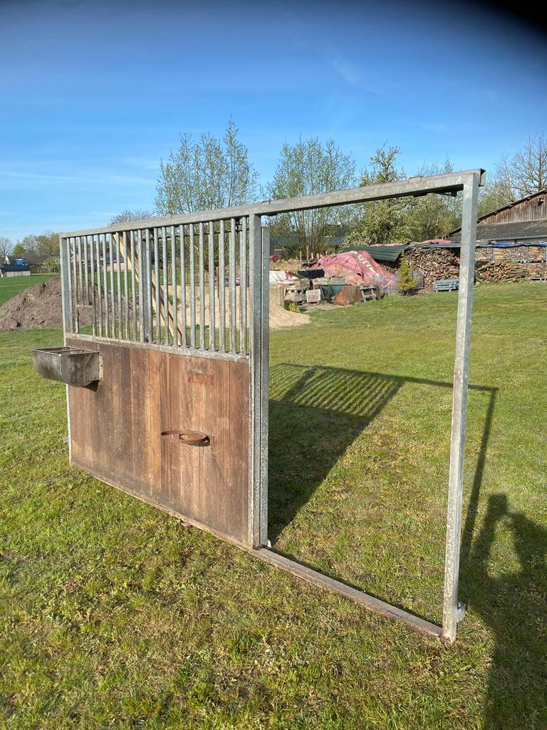 2x Stal inrichting voorwand met schuifdeur, Stalling, 2 of 3 paarden of pony's