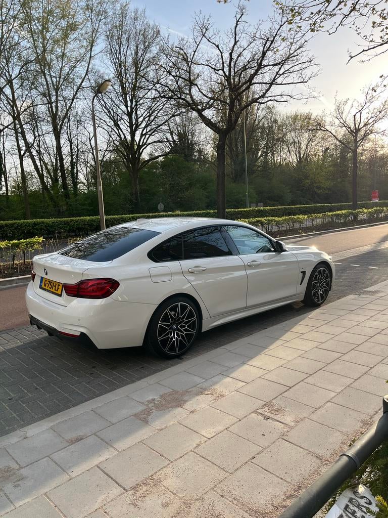 BMW 4-Serie Gran Coupé 418i 136pk Aut 2019 Wit, Automaat, Wit, Particulier, 3 cilinders