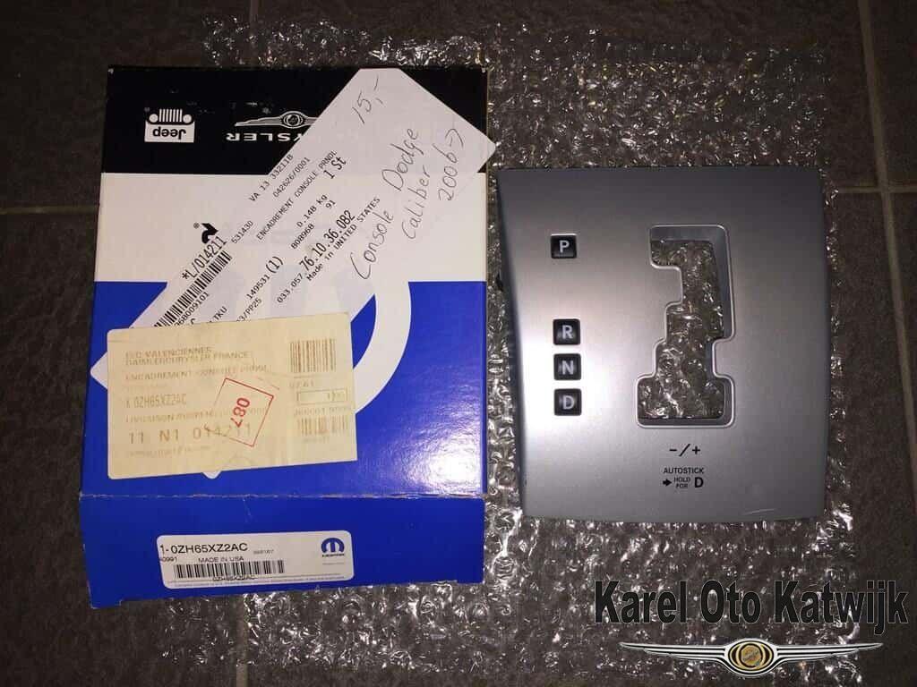 Console Doge Caliber, Auto-onderdelen, Dashboard en Schakelaars, Nieuw, Ophalen of Verzenden