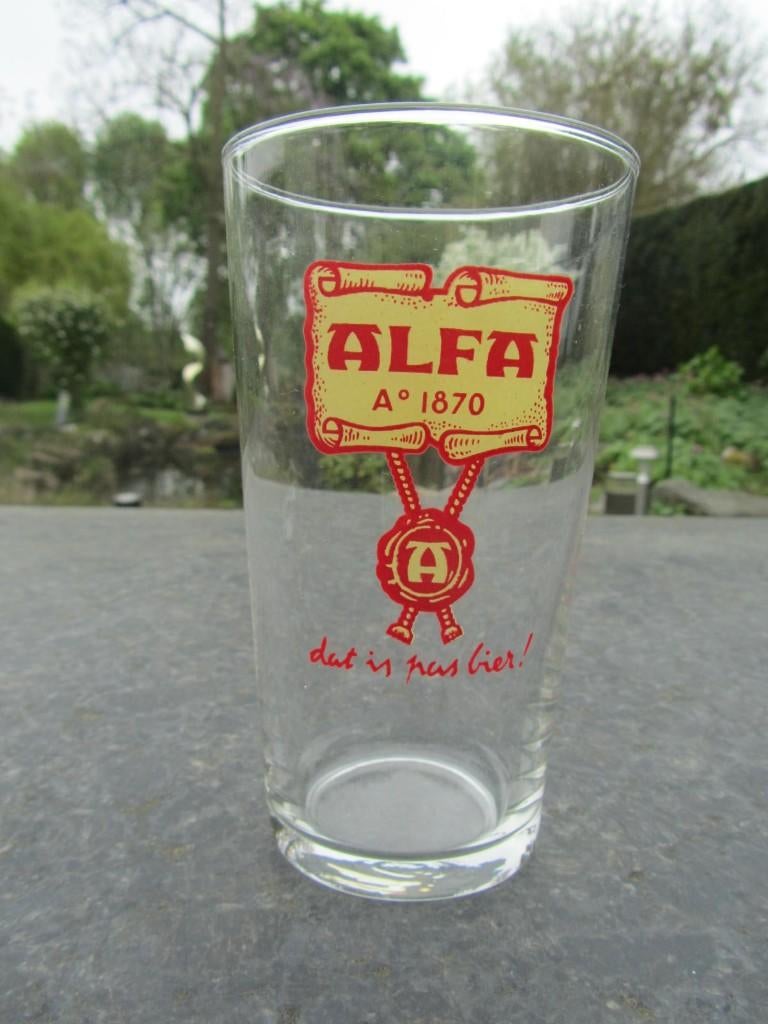oud bier glas    ALFA BIER, Verzamelen, Ophalen of Verzenden, Zo goed als nieuw, Glas of Glazen, Overige merken