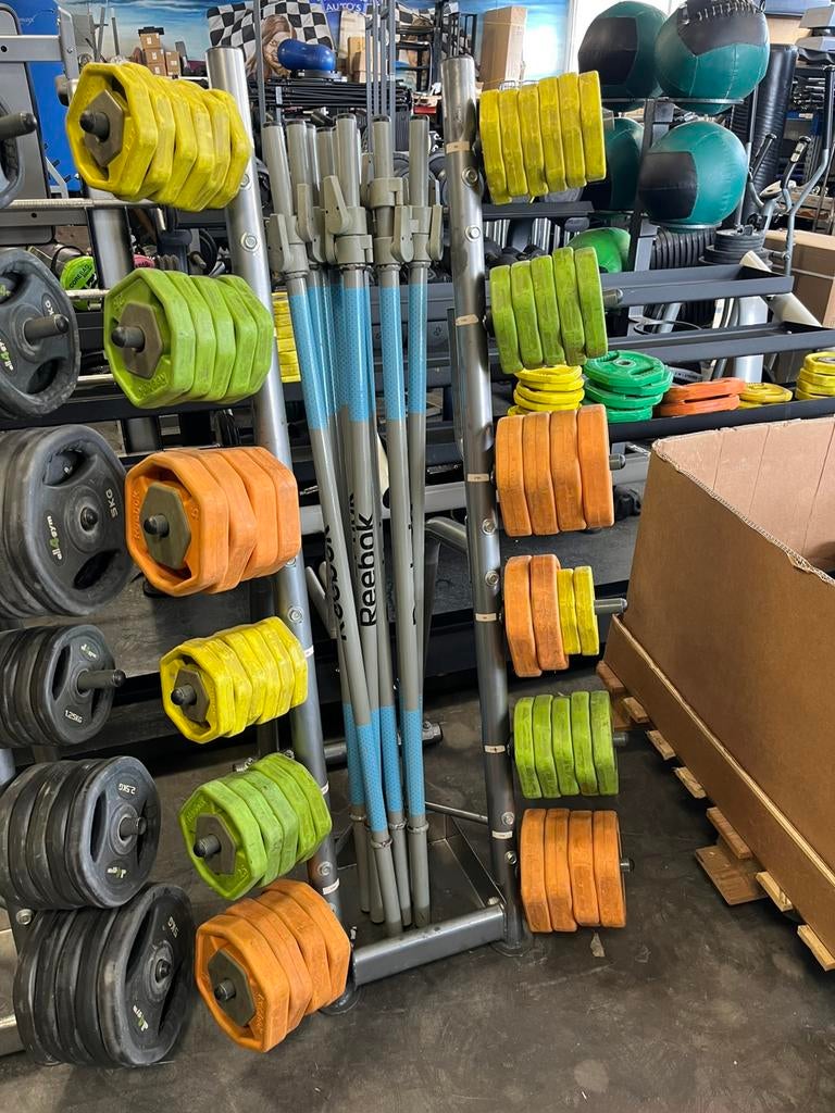 10 x reebok bodypump set met rek stangen en schijven, Sport en Fitness, Ophalen, Gebruikt, 10 x bodypump set, Reebok