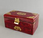 Vintage Chinees sieraden kistje, messing beslag, slot, Ophalen of Verzenden