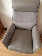 Grijze relaxfauteuil met USB-oplader, Ophalen, Zo goed als nieuw, 75 tot 100 cm, Modern