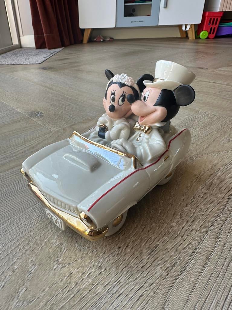 Lenox Disney “Minnie’s Dream Honeymoon” wedding figurine, Ophalen