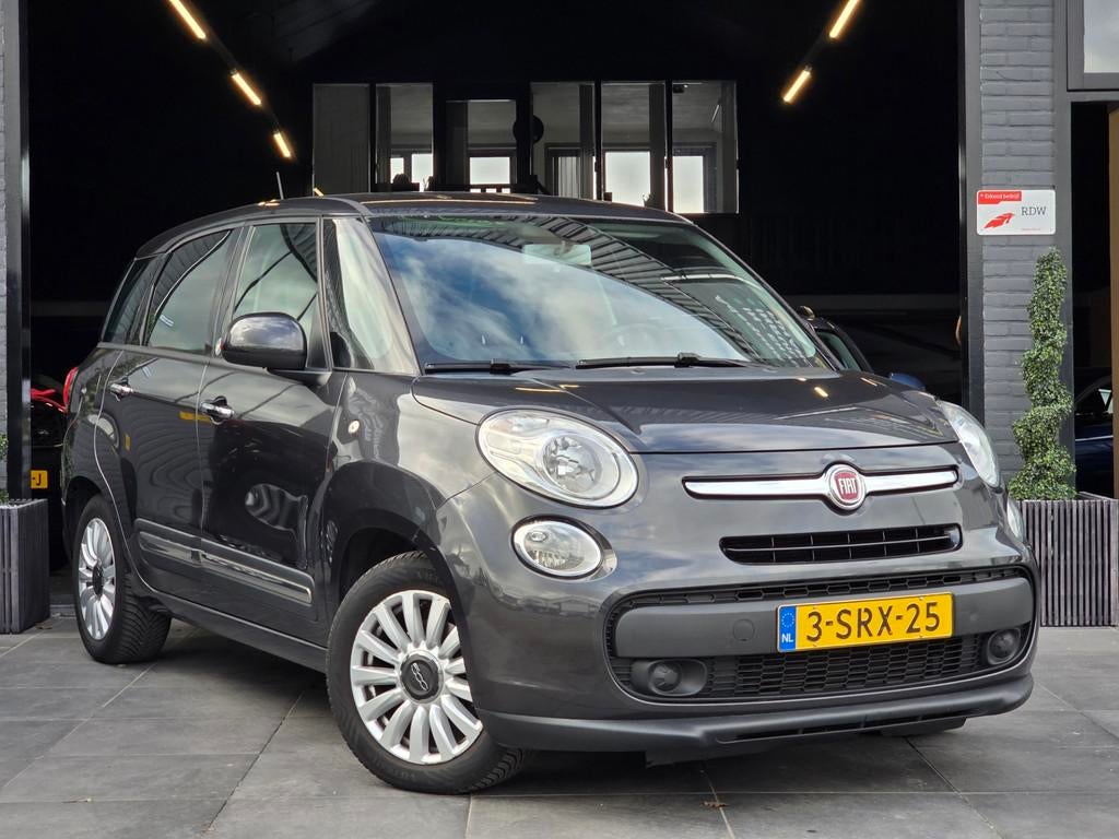 Fiat 500 L Living 0.9 TwinAir Easy|Airco|Navi|Trekhaak|NAP, Auto's, Fiat, Stof, Gebruikt, Euro 6, Origineel Nederlands
