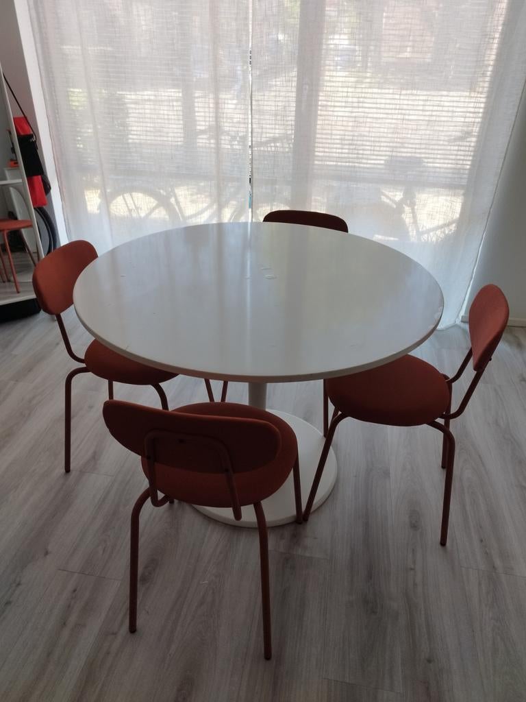 Ikea Docksta tafel met 4 stoelen - Goede staat, Ophalen, Gebruikt, Rond, 50 tot 100 cm