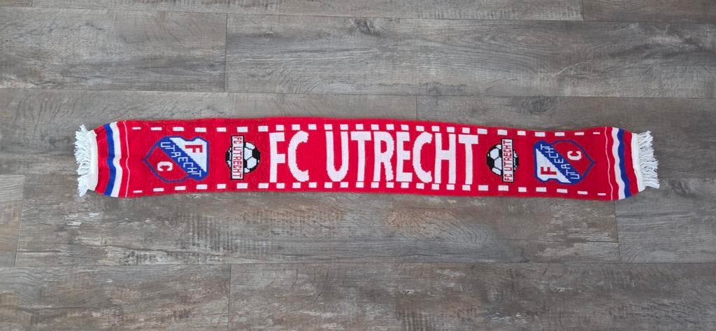 Sjaal FC Utrecht, Ophalen of Verzenden, Zo goed als nieuw, F.C. Utrecht, Vaantje of Sjaal