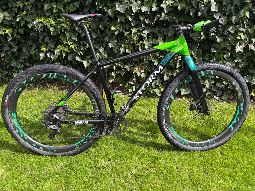 Strandracer Storm Makani, maat L, Overige merken, Gebruikt, 57 cm of meer, Heren