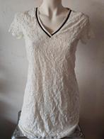 Only dames Wit kanten jurkje met V-hals maat xs, Kleding | Dames, Only, Wit, Ophalen of Verzenden, Knielengte