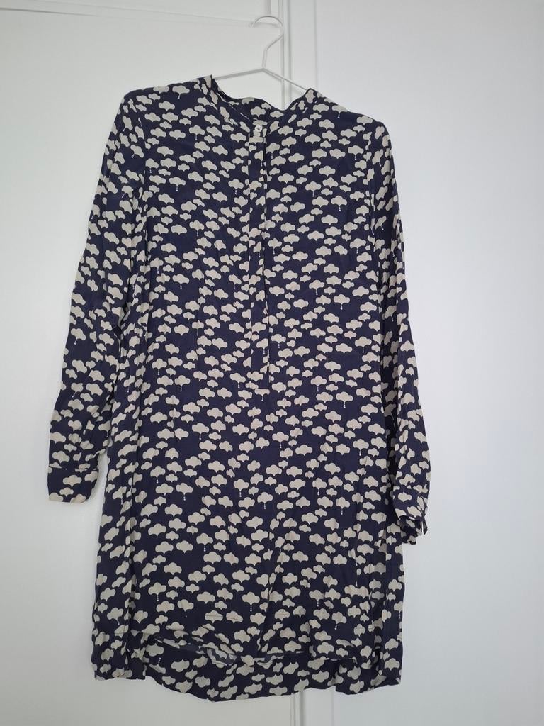 Donkerblauwe jurk met wolkjespatroon maat 36, Kleding | Dames, Ophalen