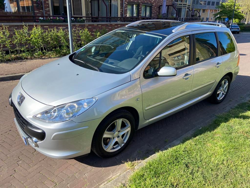 307 2.0 HDIF 140pk PANO CLIMA CRUISE WEGENBELASTING VRIJ !!!, Auto's, Voorwielaandrijving, Stof, Zwart, 4 cilinders