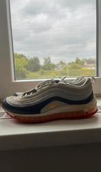 Nike air max retro, Kleding | Heren, Schoenen, Ophalen of Verzenden, Zo goed als nieuw, Overige kleuren, Sneakers of Gympen