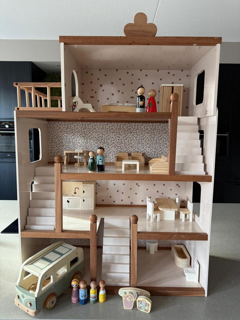 petite Amelie - poppenhuis Fleur - Beige & Walnoot, Ophalen, Zo goed als nieuw, Poppenhuis