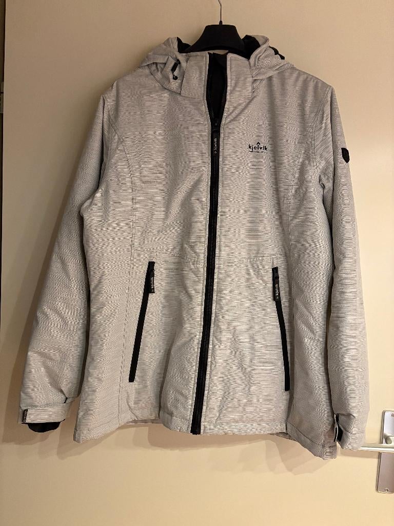 Kjelvik witte dames winterjas maat 42, Ophalen, Wit, Maat 42/44 (L), Zo goed als nieuw