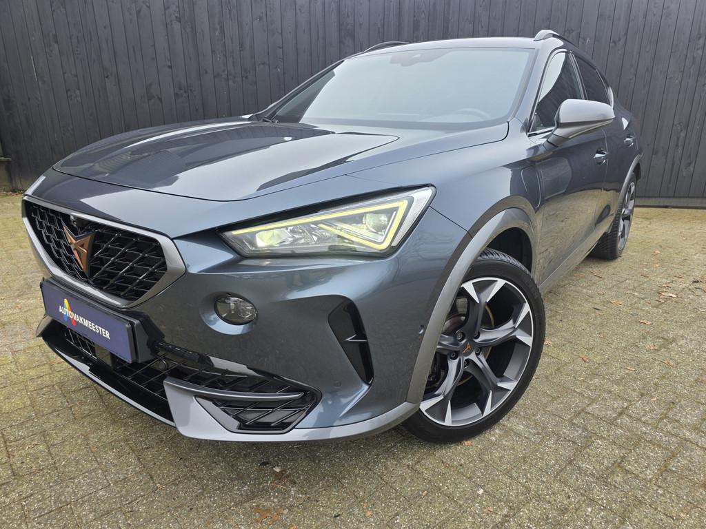 CUPRA Formentor 1.4 e-Hybrid VZ Performance (bj 2023), Auto's, Cupra, Gebruikt, 4 cilinders, Formentor, Leder en Stof