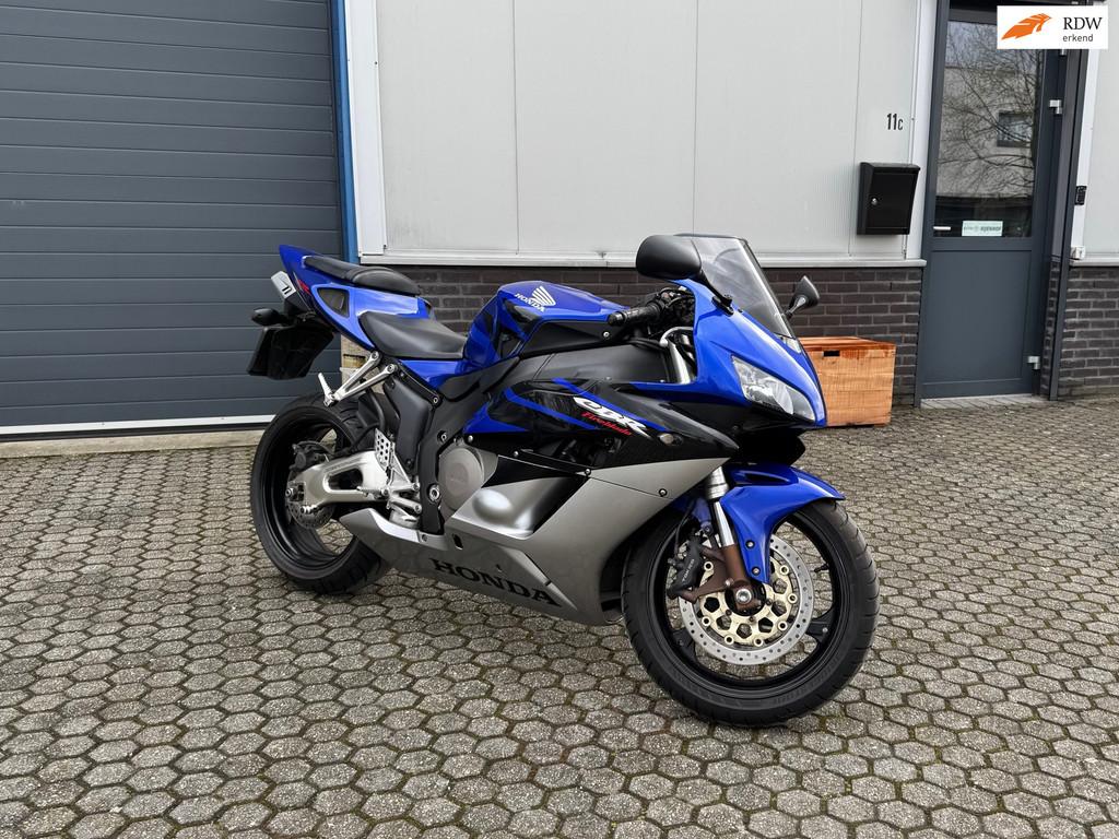 Honda Sport CBR 1000RR Fireblade, Bedrijf, Sport, MotoPort Zelhem, Meer dan 35 kW