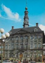 S hertogenbosch stadhuis / markt ongelopen ansichtkaart 50, Verzamelen, Ansichtkaarten | Nederland, Ophalen of Verzenden, 1980 tot heden