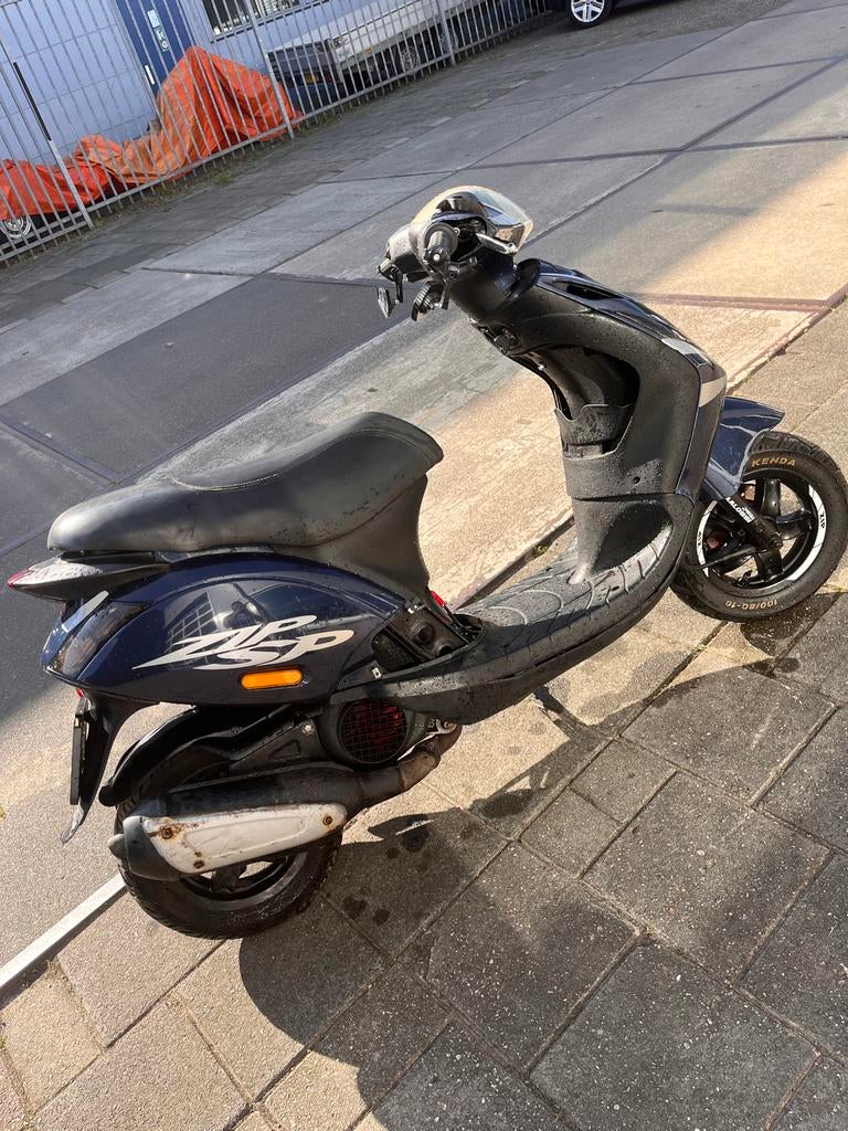 Piaggio Zip 150cc, Fietsen en Brommers, Ophalen, Gebruikt, Maximaal 45 km/u, Zip