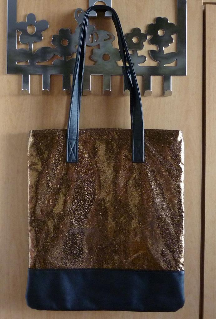 Glanzende bronskleurige zwarte shopper tas van Hunkemöller, Sieraden, Tassen en Uiterlijk, Tassen | Damestassen, Zo goed als nieuw