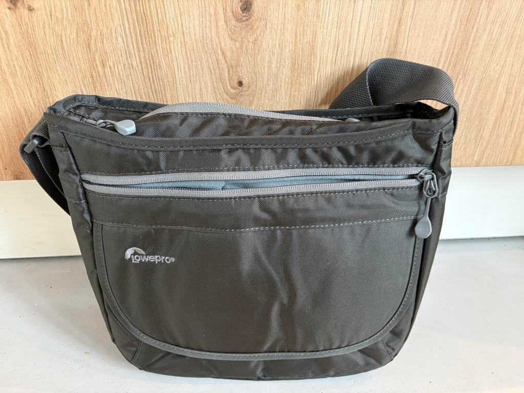 Lowepro Schoudertas / fototas, Ophalen of Verzenden, Zo goed als nieuw, Schoudertas, Overige merken