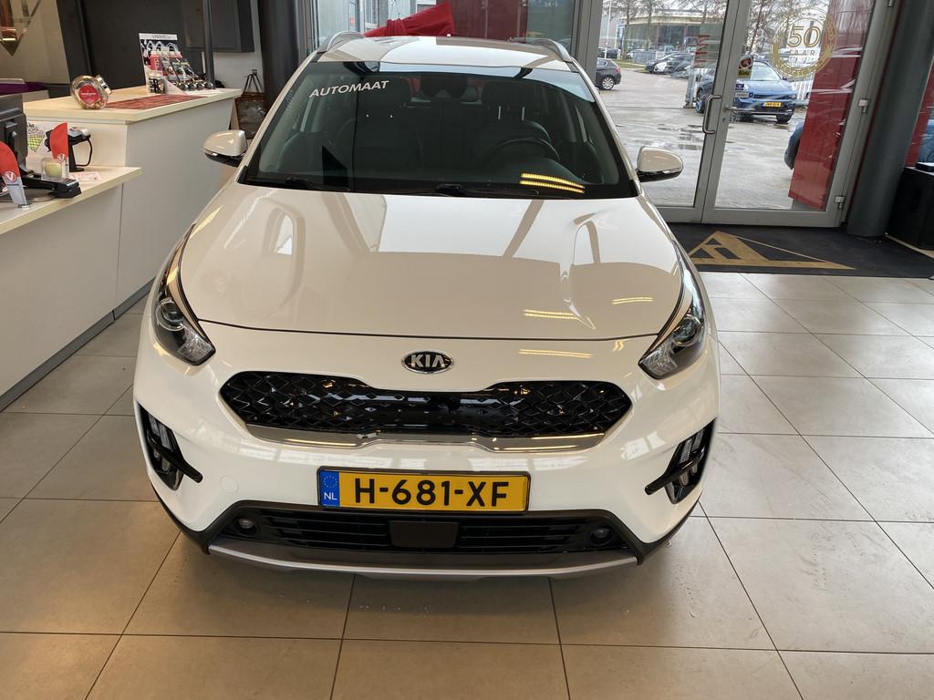 Kia Niro 1.6 GDi Hybrid DynamicLine Automaat,Navigatie,Achte, 12 maanden, Gebruikt, Leder en Stof, Wit