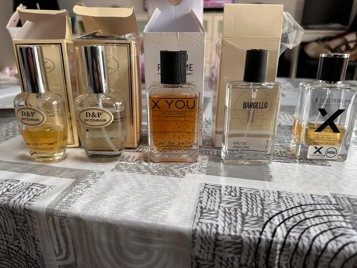 Parfum, Sieraden, Tassen en Uiterlijk, Uiterlijk | Parfum, Zo goed als nieuw, Ophalen of Verzenden