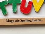 Magnetisch spelling board, Kinderen en Baby's, Speelgoed | Houten speelgoed, Ophalen of Verzenden, Zo goed als nieuw