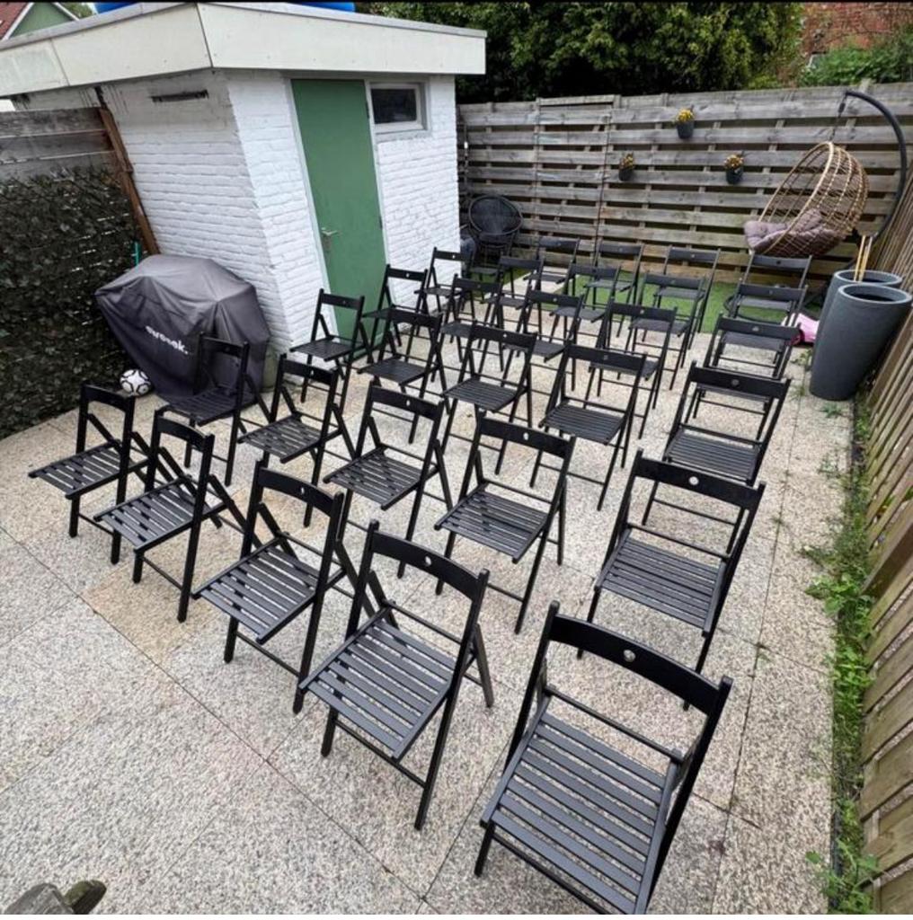 Partij zwarte klapstoelen te koop, Ophalen, Zo goed als nieuw, Rechthoekig, 50 tot 100 cm