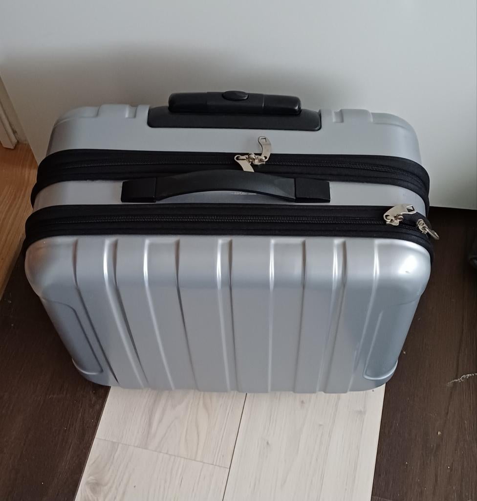 Koffer Leonardo., Ophalen, Nieuw, Hard kunststof, Minder dan 50 cm