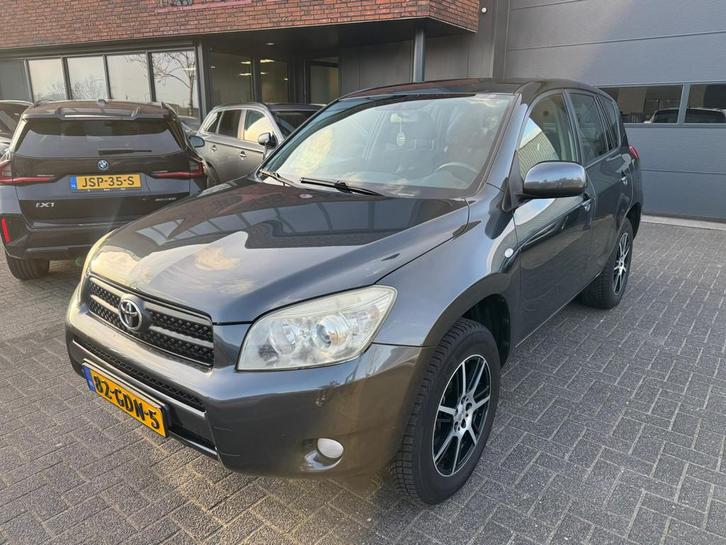 Toyota RAV4 2.0 VVTi Sol 4X4 AUTOMAAT CLIMA TREKHAAK CRUISE, Auto's, Toyota, Bedrijf, Te koop, Rav4, 4x4, ABS, Airbags, Airconditioning