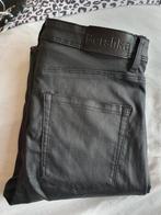 Bershka Zwarte Gecoate Skinny Broek - Maat 38/40 (M), Bershka, Ophalen of Verzenden, Maat 38/40 (M)