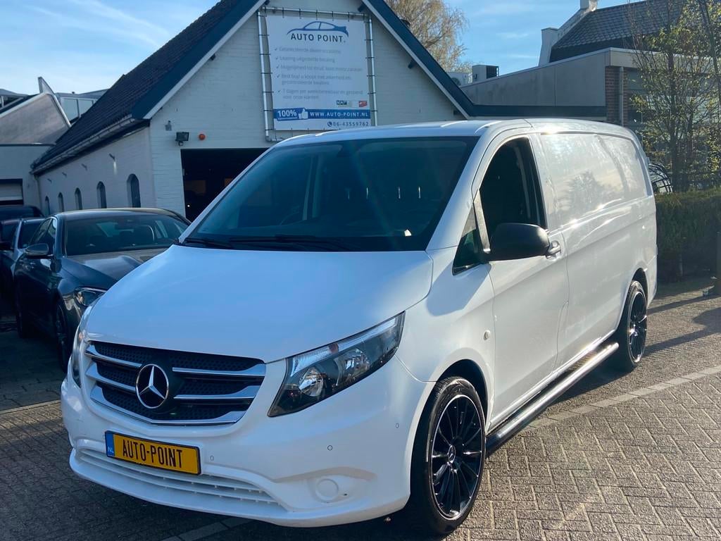Mercedes-Benz Vito 114 CDI LANG/CAMERA/19INCH/PDC/SIDEBARS, Auto's, Bestelauto's, Gebruikt, 4 cilinders, Wit, Mercedes-Benz