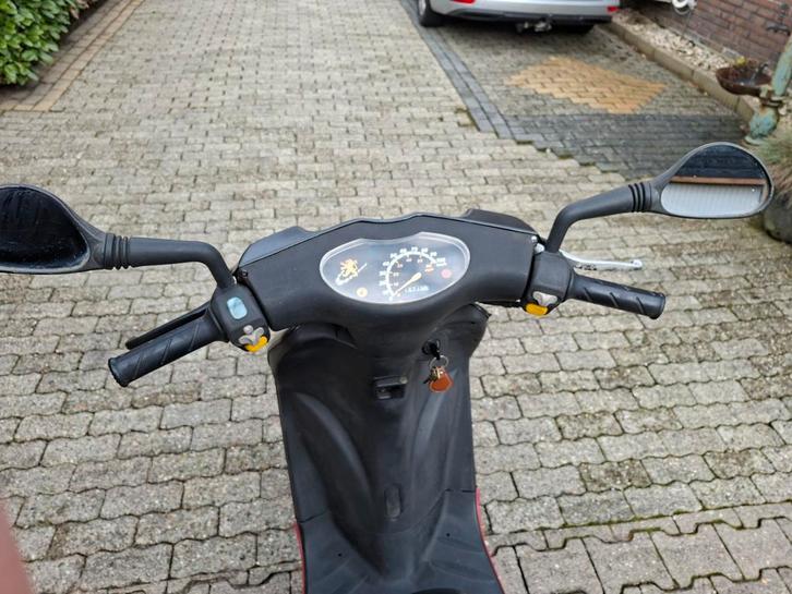 Peugeot Vivacity 70cc (alleen bieden), Fietsen en Brommers, Scooters | Peugeot, Gebruikt, Vivacity, Tweetakt, Ophalen of Verzenden