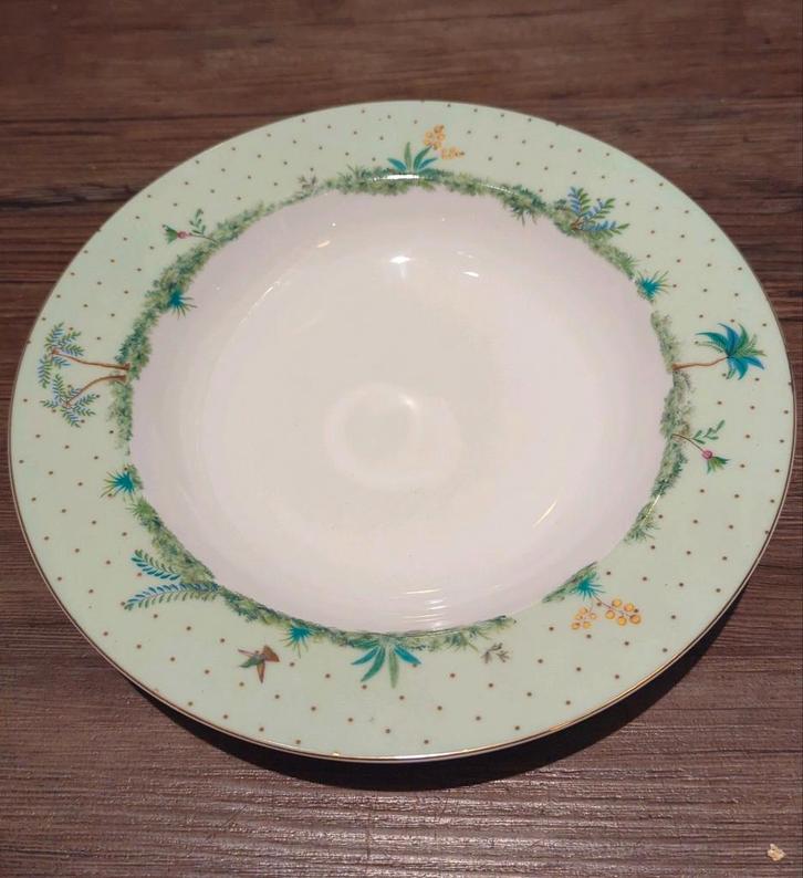 Pip Studio Deep Plate Jolie Coral Dots Groen 21.5cm, Huis en Inrichting, Keuken | Servies, Zo goed als nieuw, Bord(en), Overige stijlen