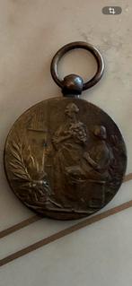 Oude medaille, Postzegels en Munten, Penningen en Medailles, Ophalen of Verzenden, Overige materialen