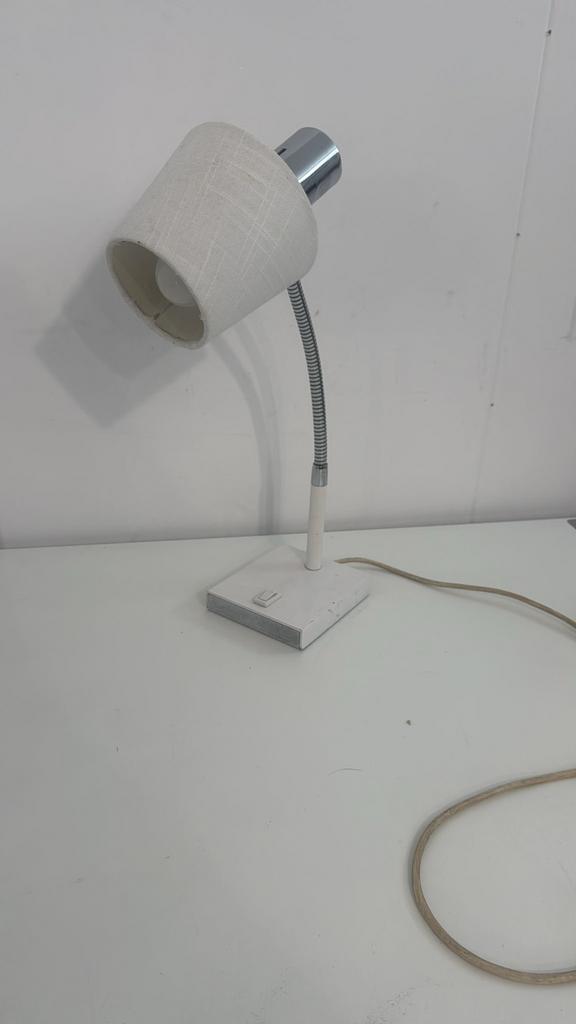 Vintage bureaulamp met flexibele arm en stoffen kap, Huis en Inrichting, Lampen | Tafellampen, Gebruikt, 50 tot 75 cm, Metaal