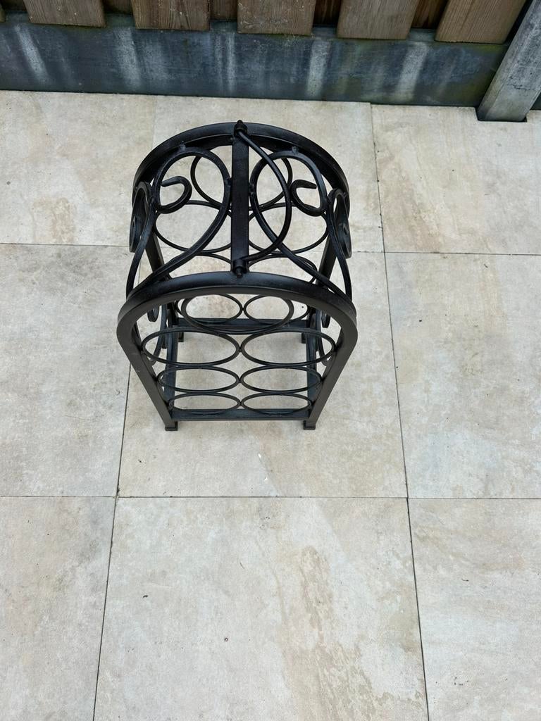 Donkerbruin stalen wijnrek, Ophalen, Zo goed als nieuw, Metaal, 5 tot 15 flessen