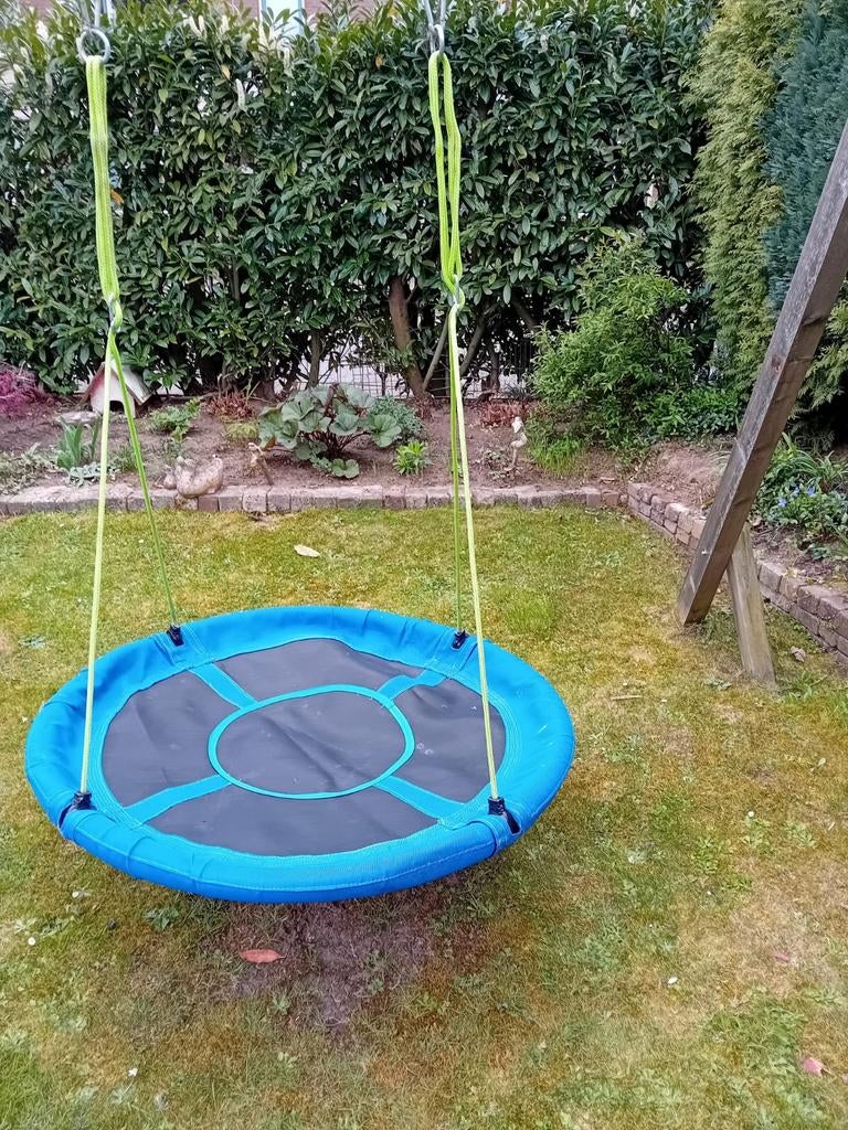 Nestschommel, Ophalen, Gebruikt