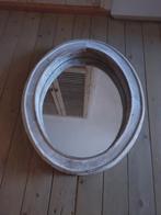 Spiegel ovaal met houten lijst (60 x 49,5 cm), Huis en Inrichting, Woonaccessoires | Spiegels, Ophalen, Gebruikt, Rond, Minder dan 100 cm