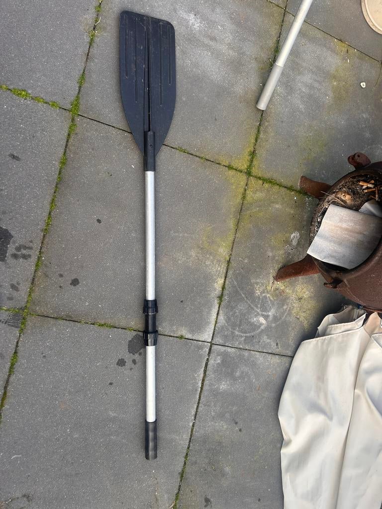 Reserve peddel - Handig als nood peddel voor op de boot, Watersport en Boten, Peddels, Ophalen of Verzenden, Gebruikt, Enkelbladige peddel