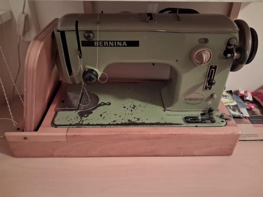 BERNINA naaimachine - Klassieker in topstaat!, Hobby en Vrije tijd, Ophalen