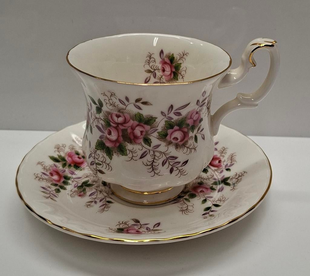 Royal Albert Lavender Rose Kop en Schotel, Ophalen of Verzenden