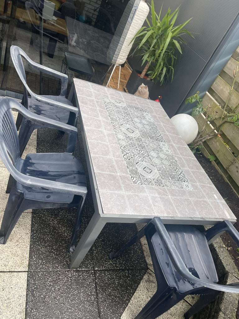 Tuintafel en stoel, Tuin en Terras, Tuinsets en Loungesets, Ophalen of Verzenden, Zo goed als nieuw, Aluminium, Stoel