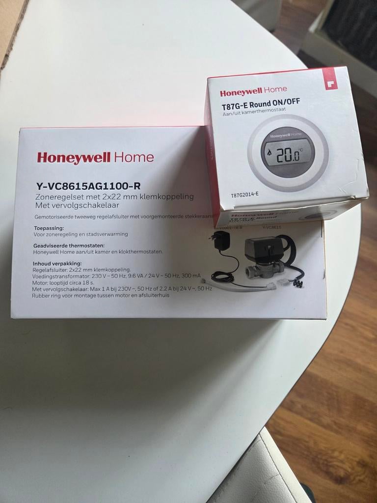 Honeywell Home Zoneregelset Y-VC8615AG1100-R + T87G-E, Ophalen of Verzenden, Nieuw