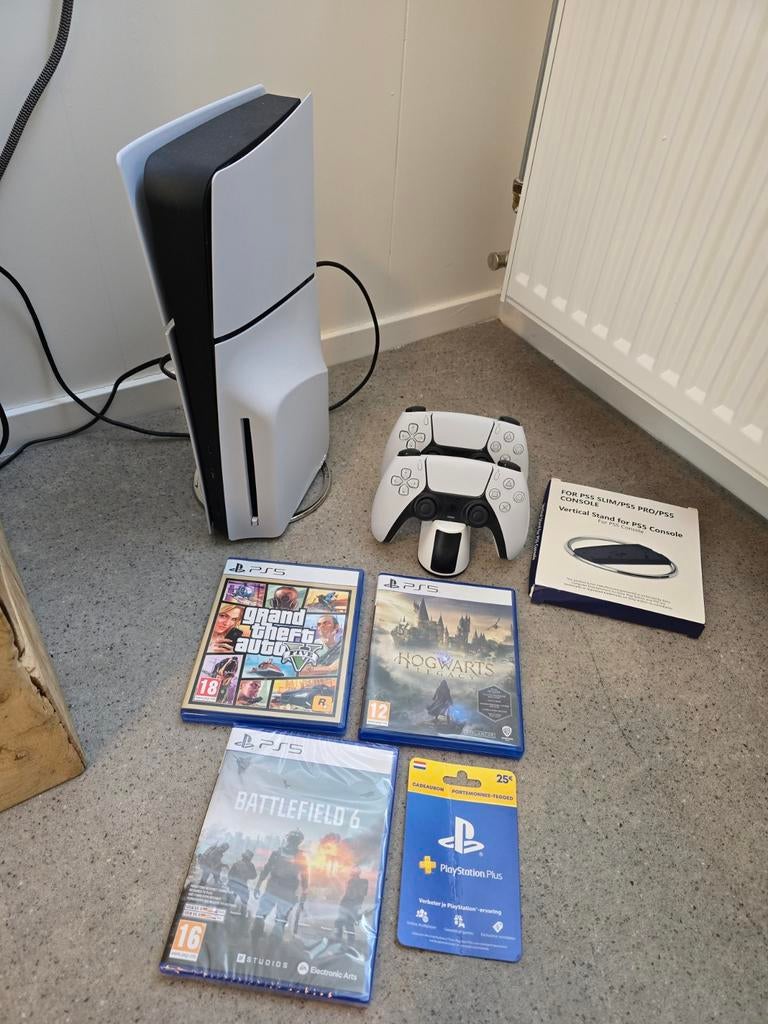 PlayStation 5 Slim Disc Edition- Fortnite, complete set!, Spelcomputers en Games, Ophalen