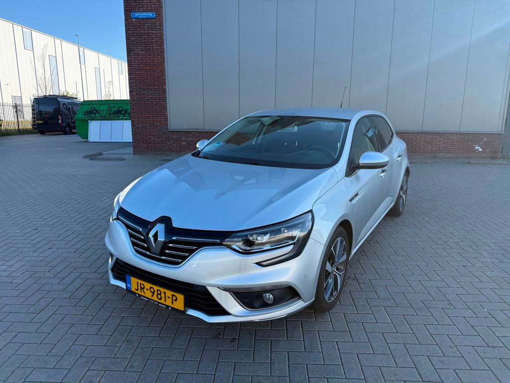 Renault Mégane 1.2 TCe Bose 162.000 NAP CLIMA NAVIGATIE GRI, Voorwielaandrijving, Euro 6, 4 cilinders, 1650 kg